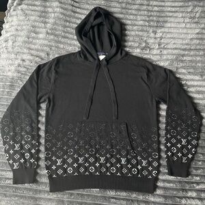 Louis Vuitton Gradient Hoodie Size M